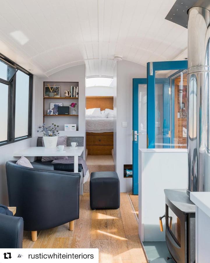 Luxury Bus 1 Villa Haddington Exterior photo